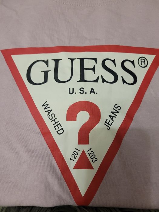 Нова оригінальна футболка Guess