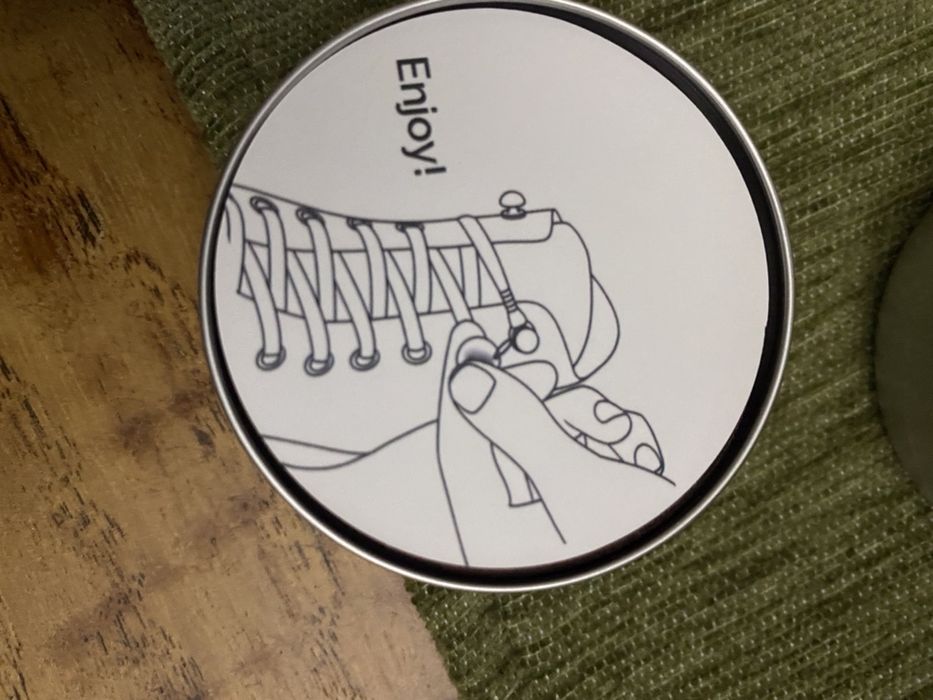 Atacadores especiais faceis de tirar e pôr