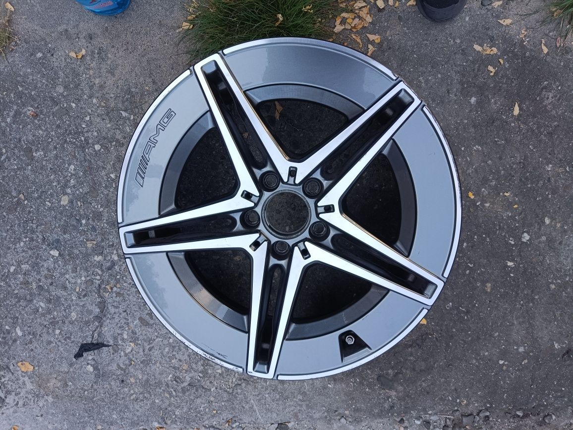 Mercedes Benz a206 AMG felga pojedyncza 18 cali 1700 ładna wysyłka