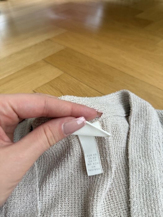 Sukienka midi H&M S jesienna beżowa kremowa do pracy długa