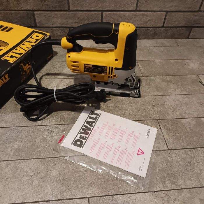 Електролобзик Dewalt DW 349