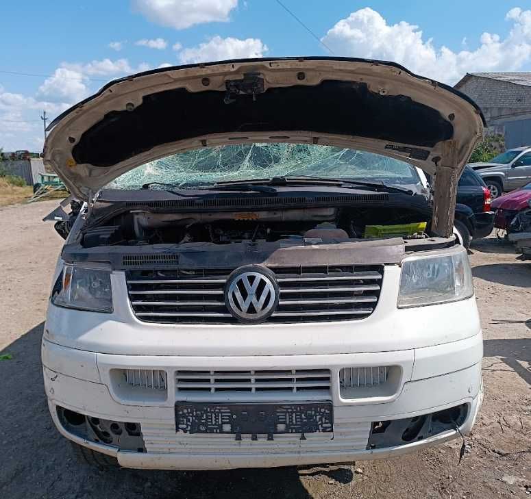 Кузов VW Transporter T5 2006 белый 1.9. Разборка VW T5