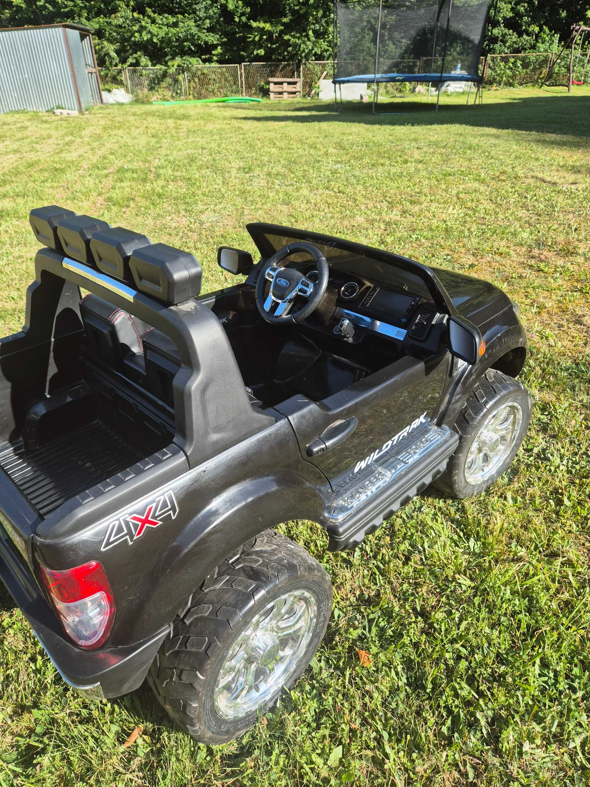 Auto na akumulator Ford ranger 4×4