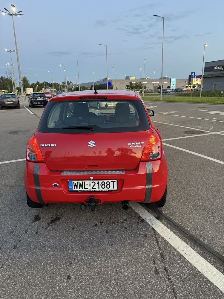 Suzuki swift 1.3 benzyna