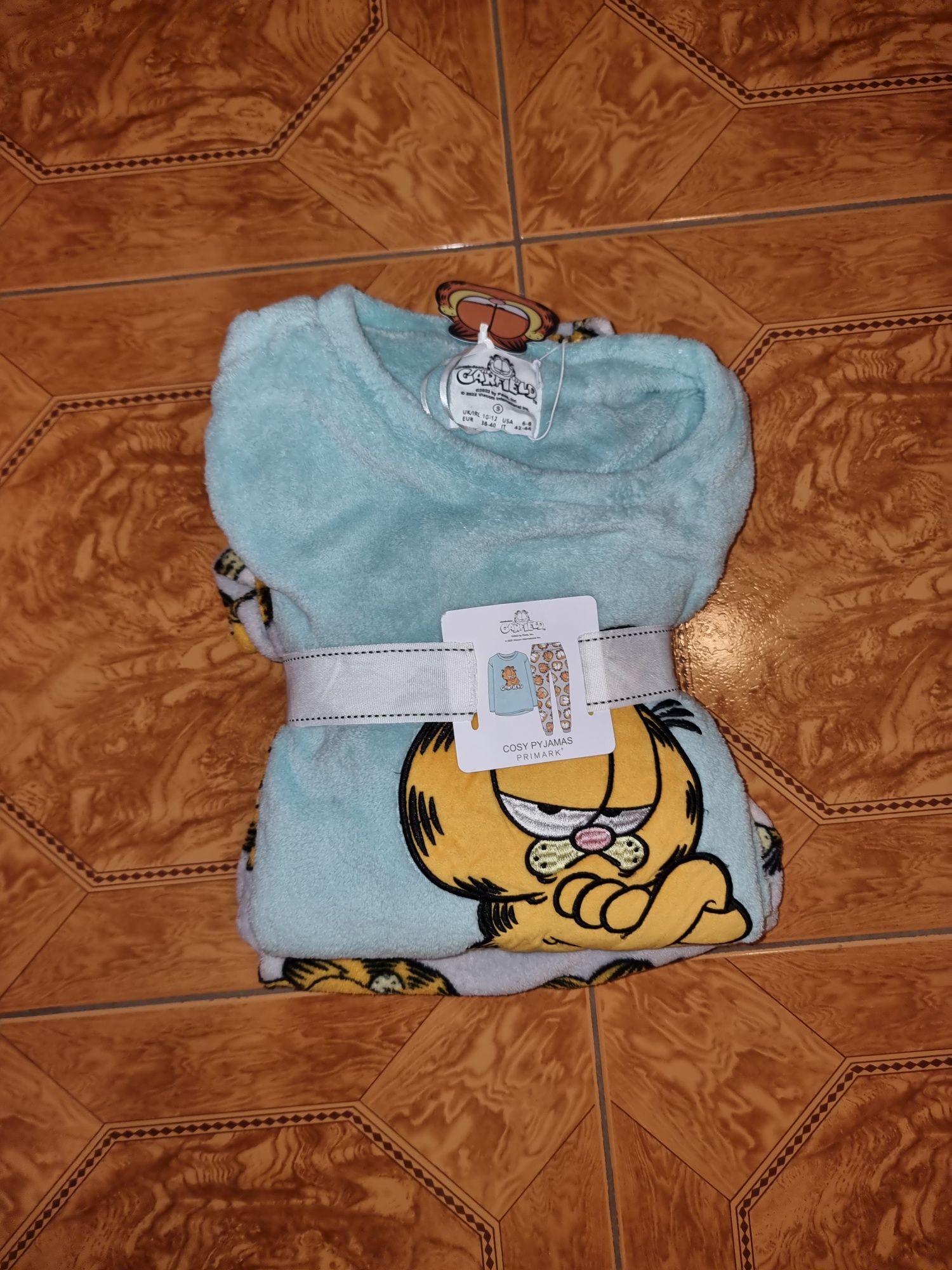 Pijama polar do Garfield para senhora Tamanho S (novo)