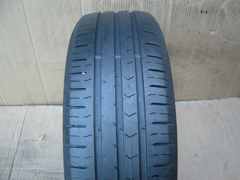 1 szt. Continental ContiPremiumContact 5 205/65 R15 94H