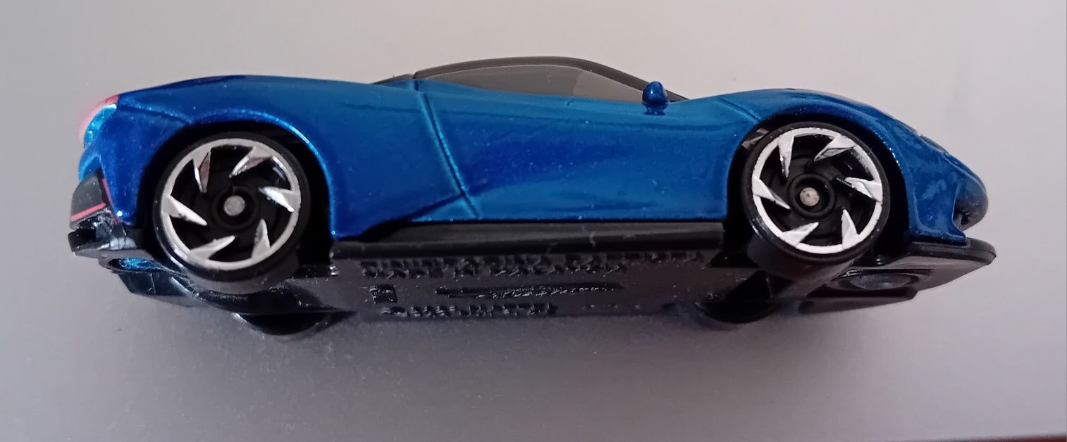 2 Gormiti e carro Hot Wheels