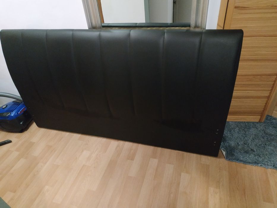 Wezgłowie, zagłówek skórzany do