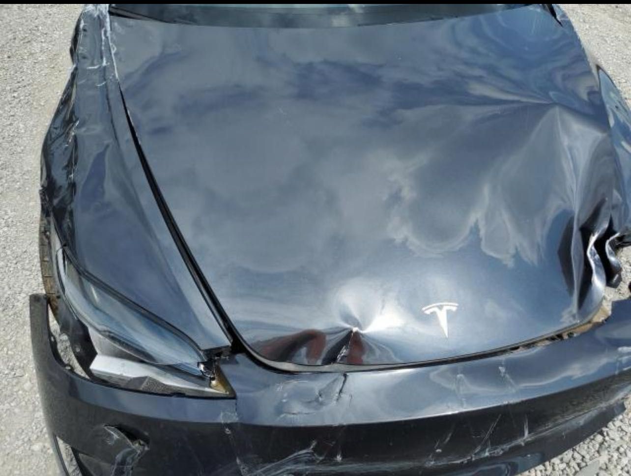 Tesla Model 3 Performance 2024 року