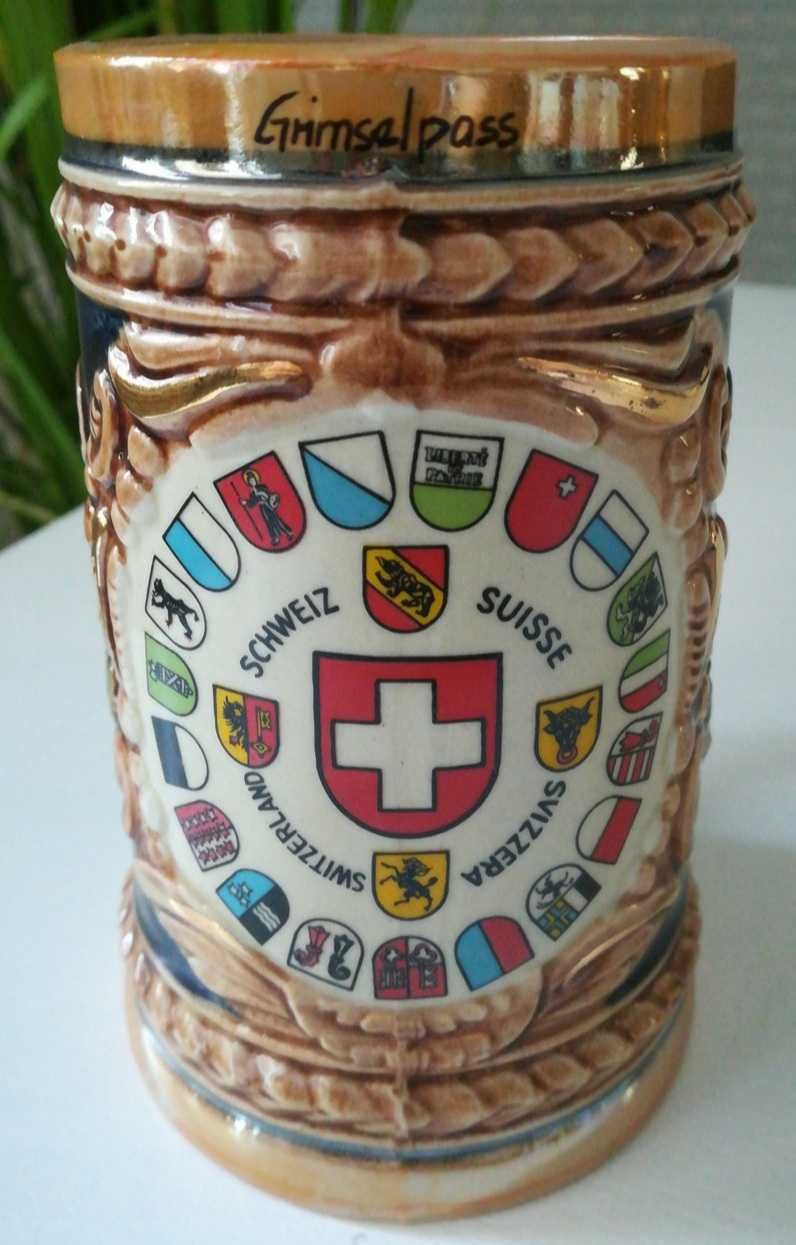 Швейцарская ( с гербами) кружка пивная керамическая кухоль. 0.5л