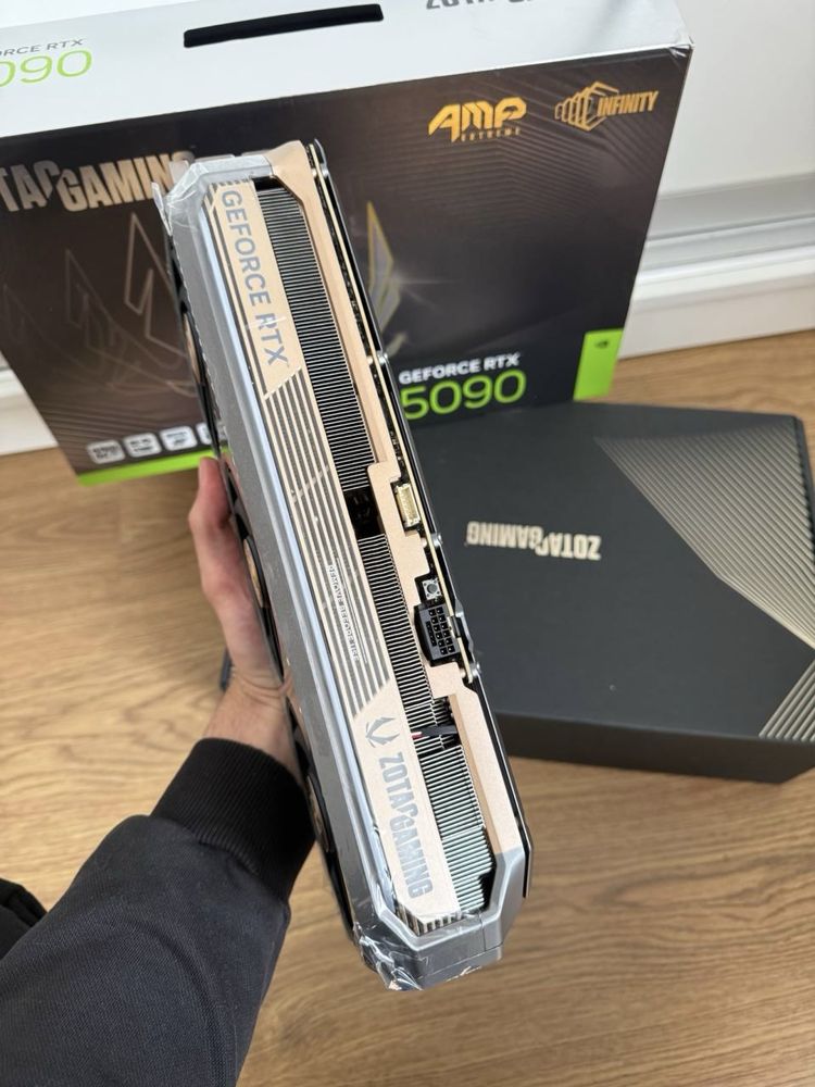 NVIDIA GeForce RTX 5090 24GB - Відеокарти (Опис!)