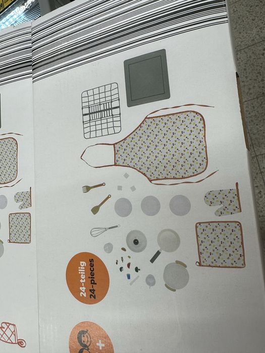 Дитяча деревяна кухня