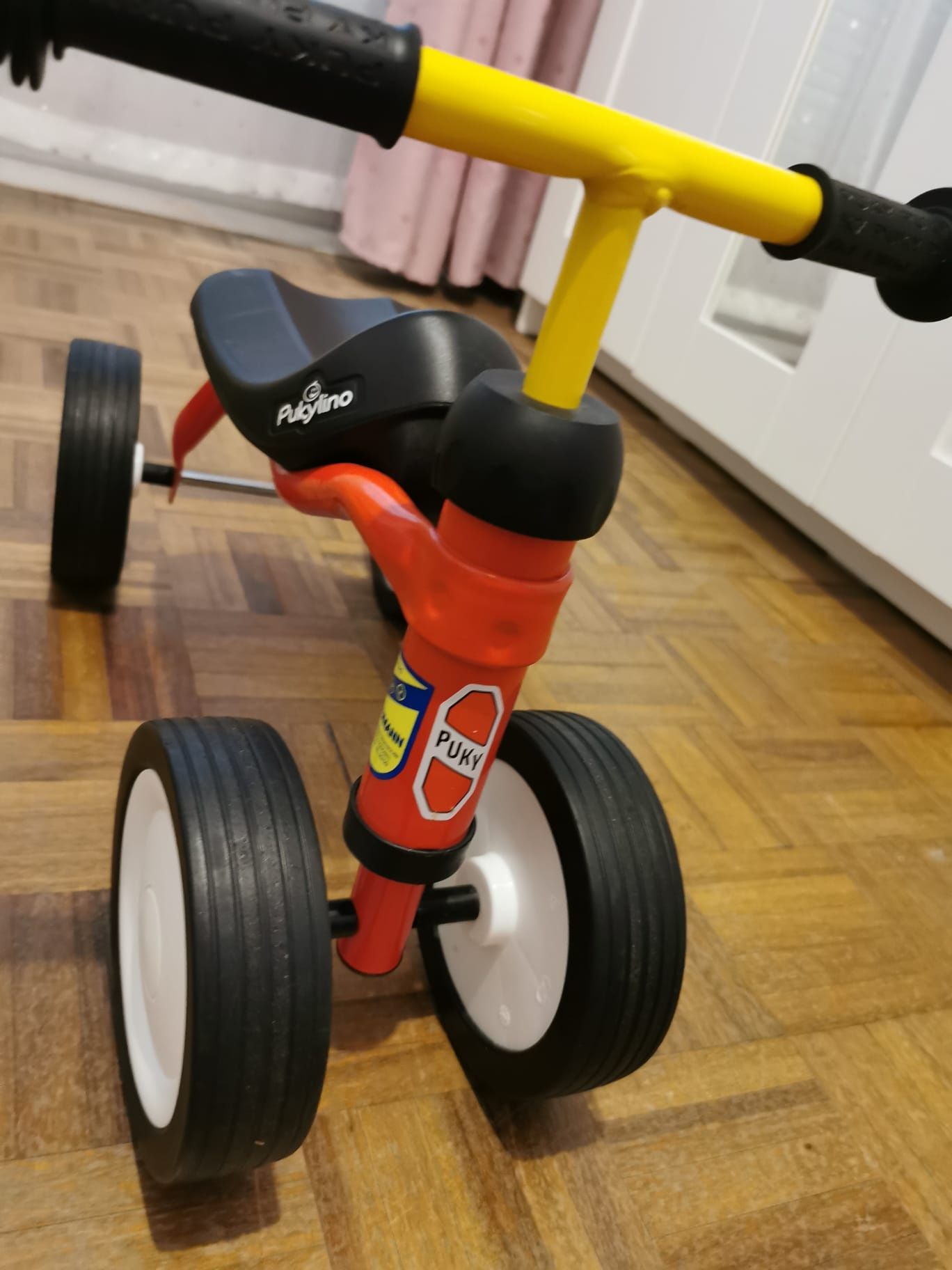 Bicicleta para crianças sem pedais da marca  Pukylino