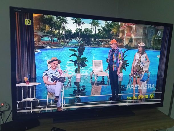 Telewizory sprzedam 77 cali i 55 cali