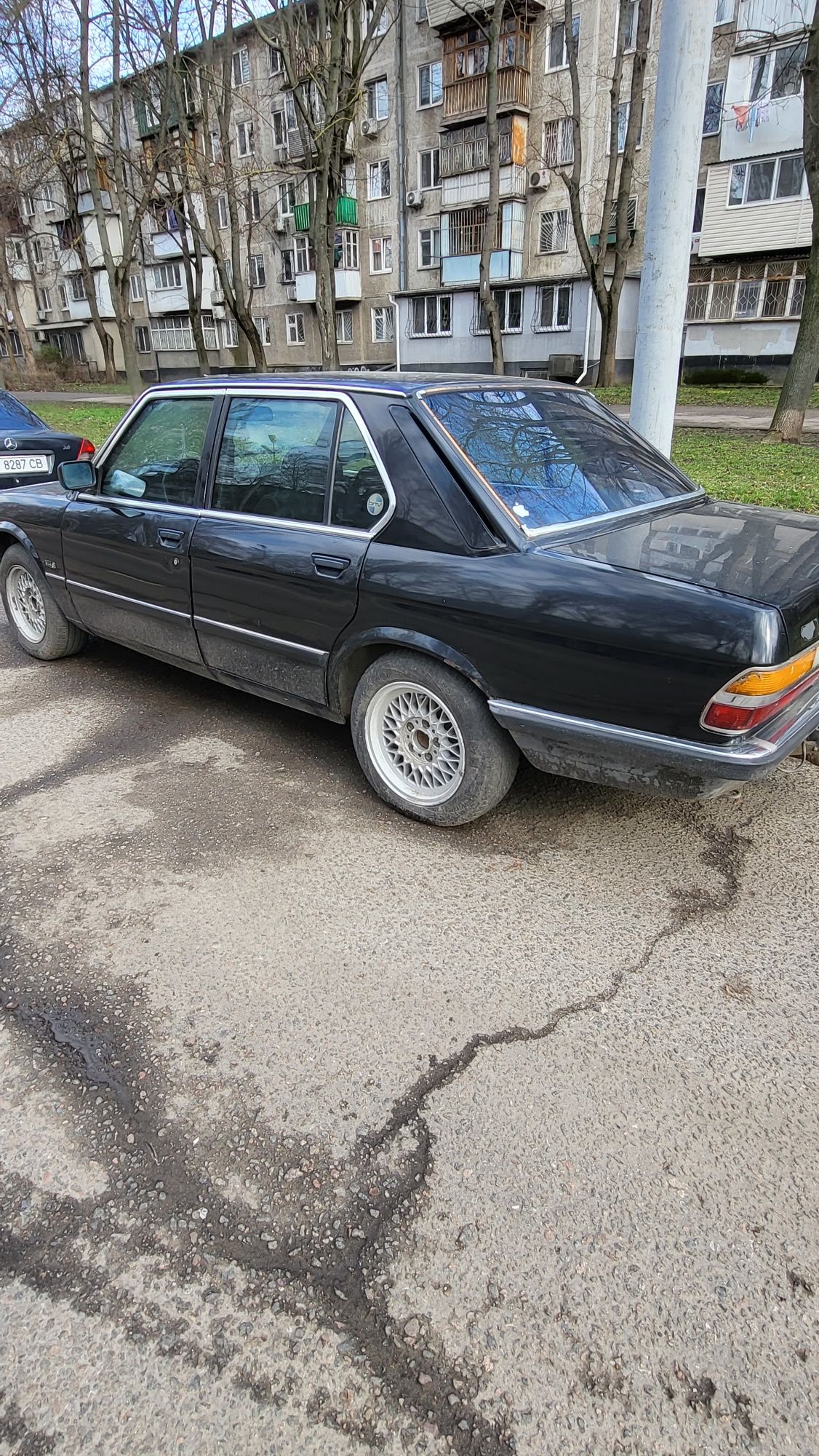 BMW 520i,бензин,требует внимания