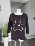 Czarna bluza z nadrukiem