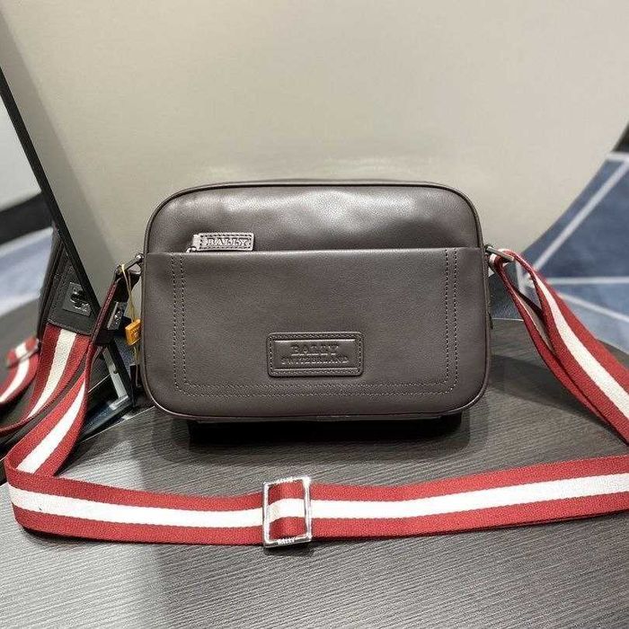 Кожаная сумка Bally. Через плечо. Оригинал. Новая