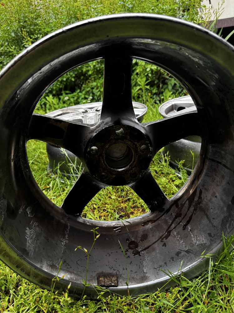 Felgi aluminiowe Dezent 16” 5x105 ET40