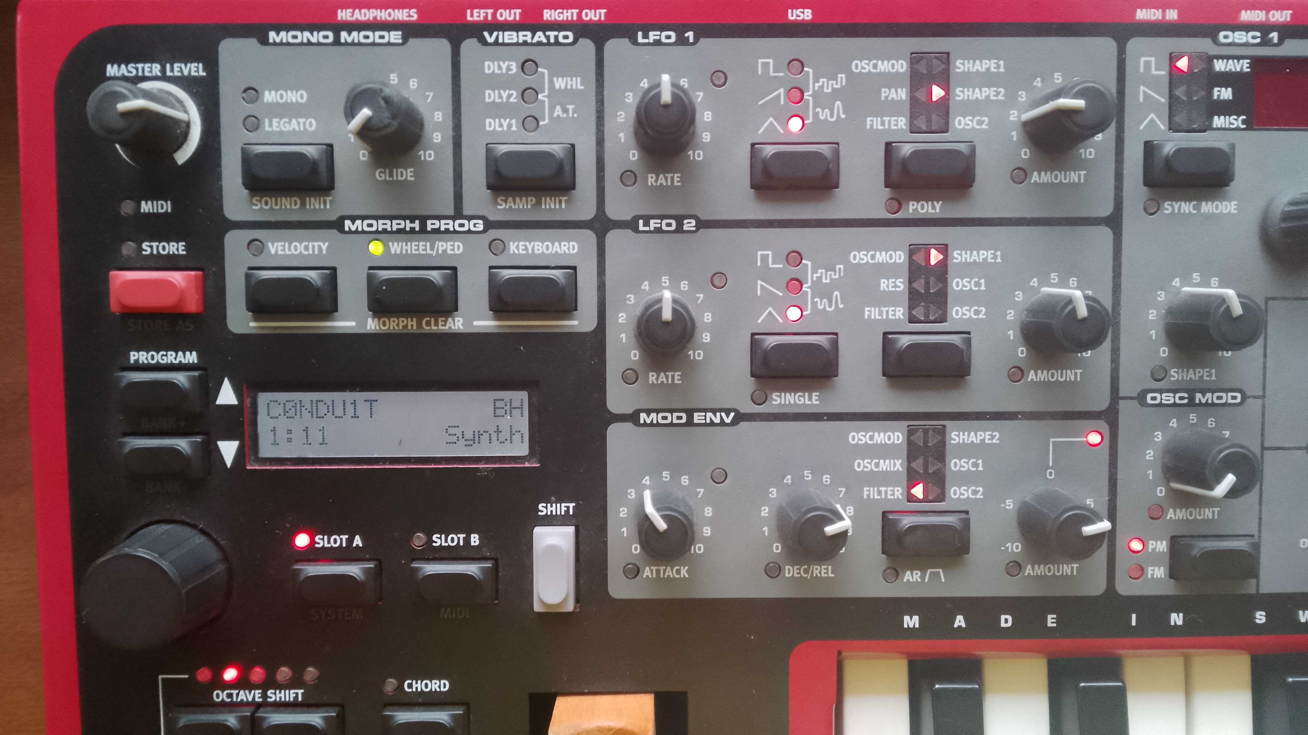 Clavia Nord Wave syntezator sampler z domowego studia
