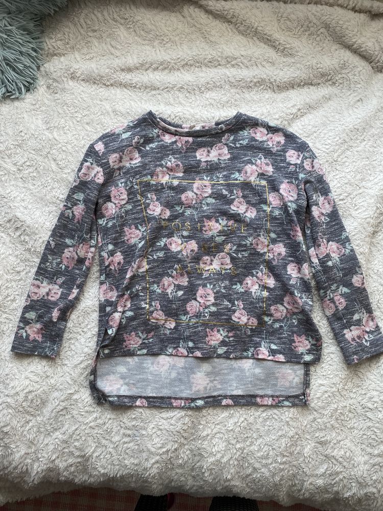Bluzka sweterek cienki róże kwiaty szary różowy 7/8 lat 128cm