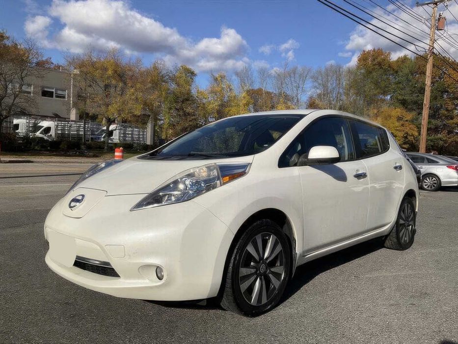 Nissan LEAF SL      2014