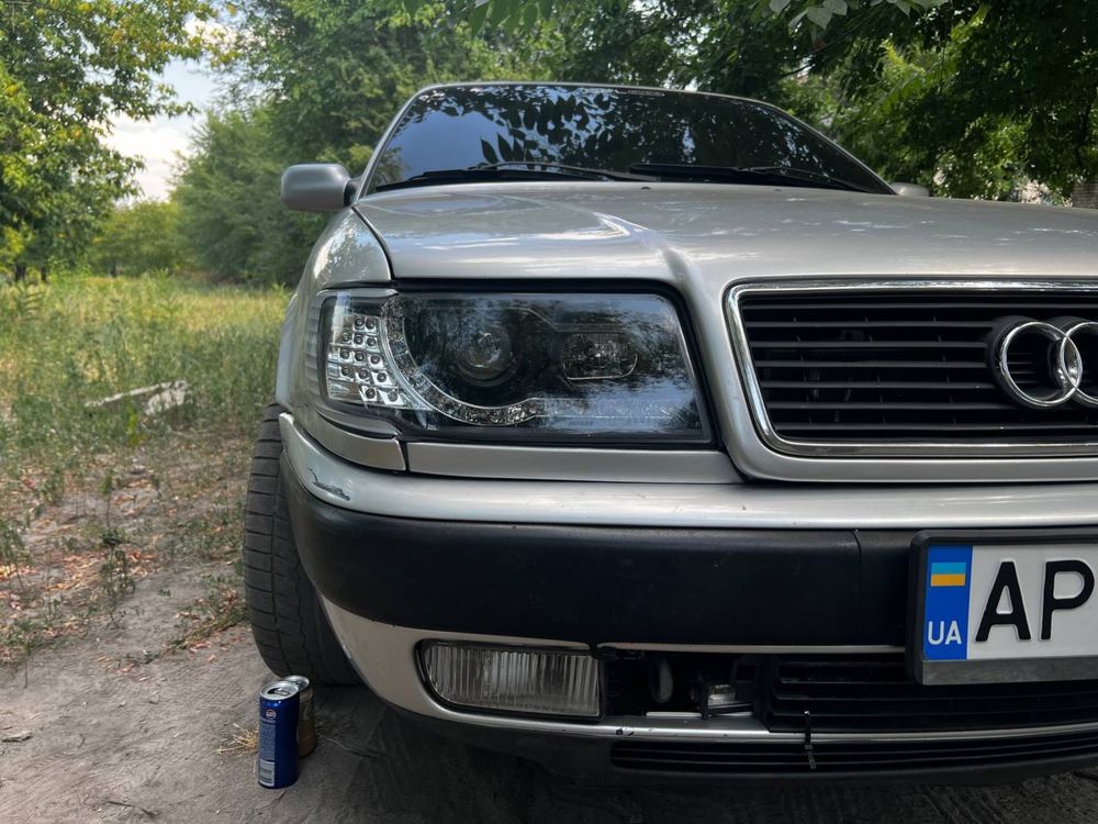 Продам фары Audi 100 C4
