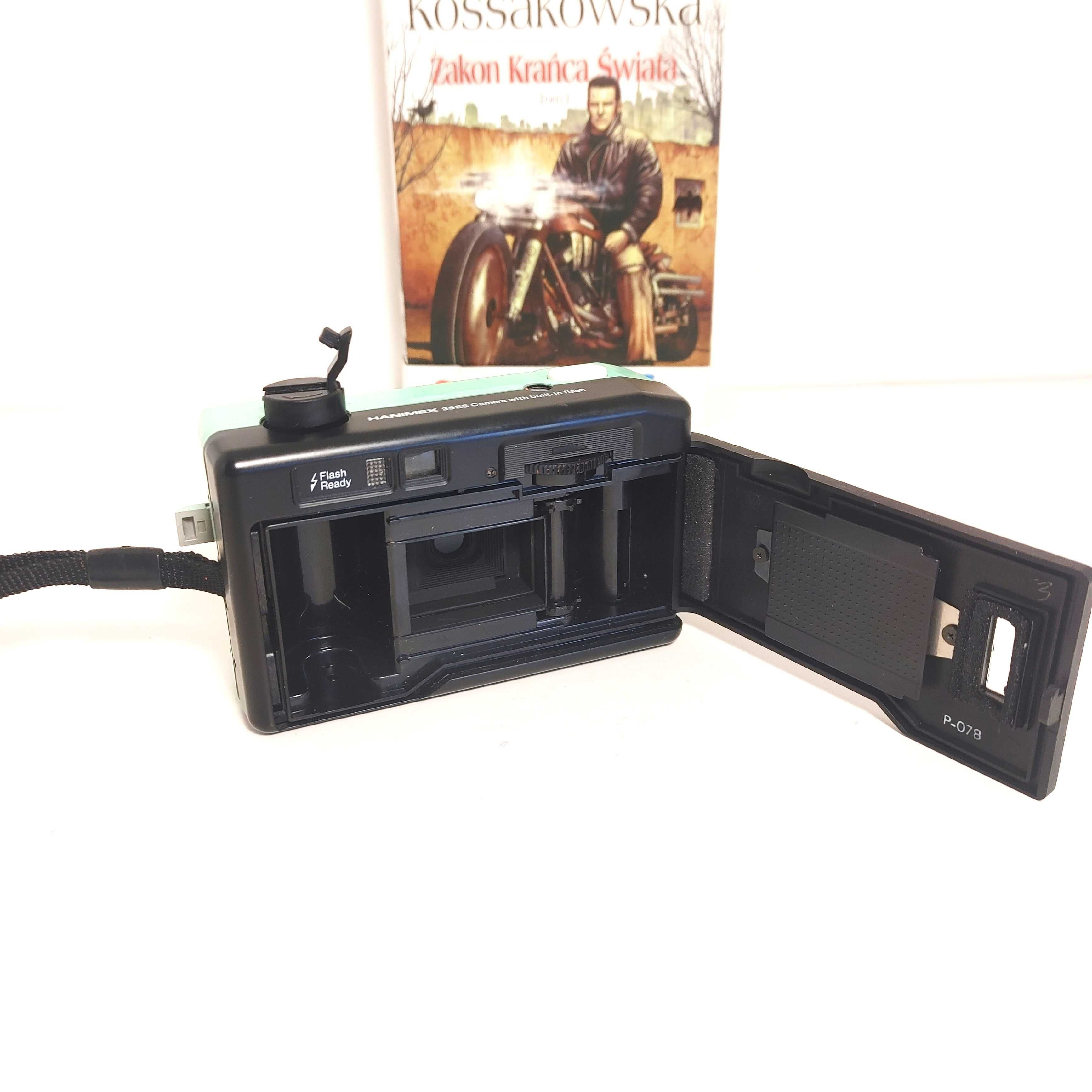 Aparat analogowy RETRO z lat 80 tych XX wieku HANIMEX 35 es  Design