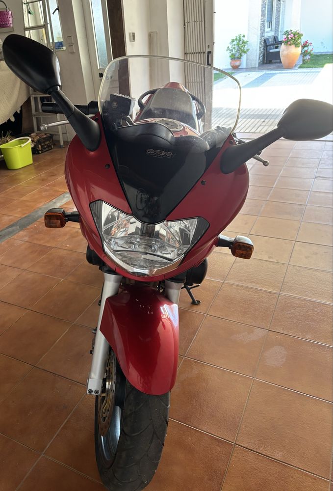 Kawasaki ZR 7S 2006