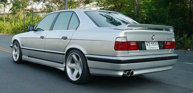 Спойлер на BMW E34 M-style бмв Е34 задний спойлер М-Стиль е34