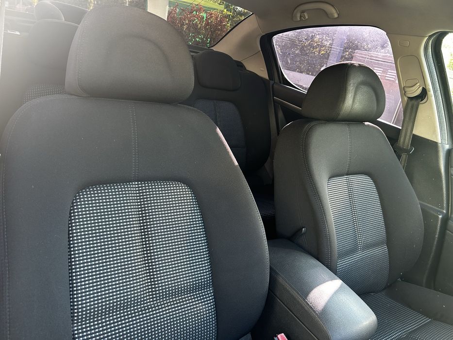 Peugeot 407 sedan 2010 przebieg 222000