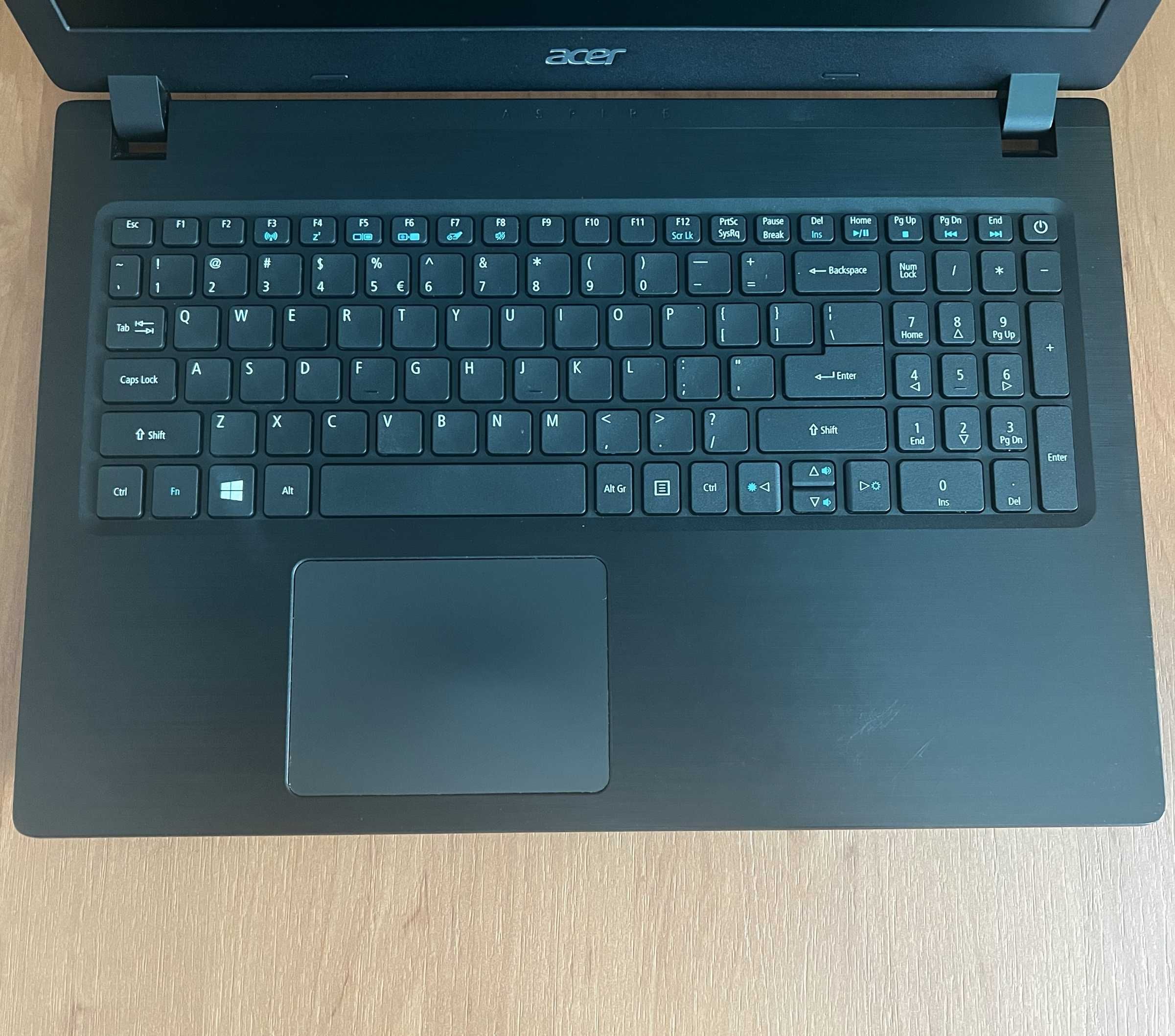 Acer Aspire 3 15,6" N3350/4GB/SSD128GB/W10/OFFICE