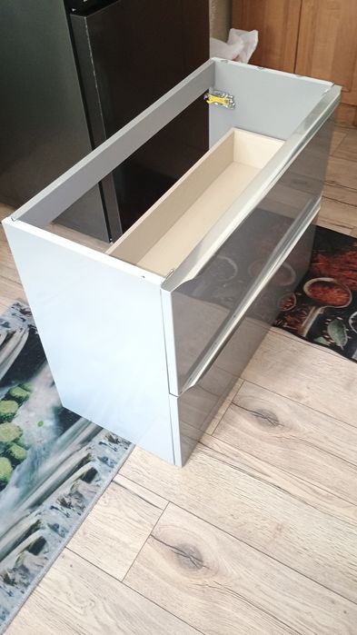 Nowa szafka umywalkowa z dwiema szufladami