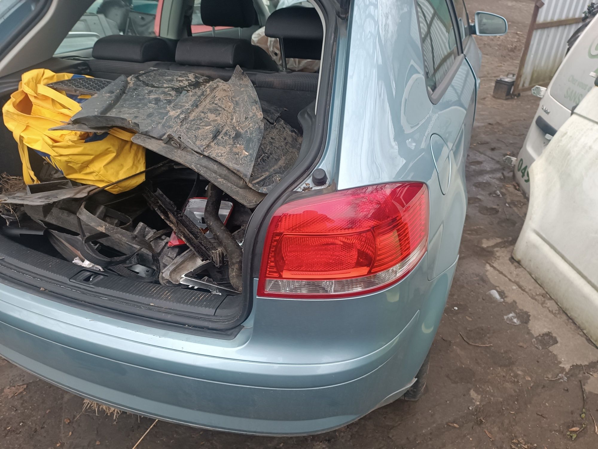 Tylna prawa lampa audi a3 8p