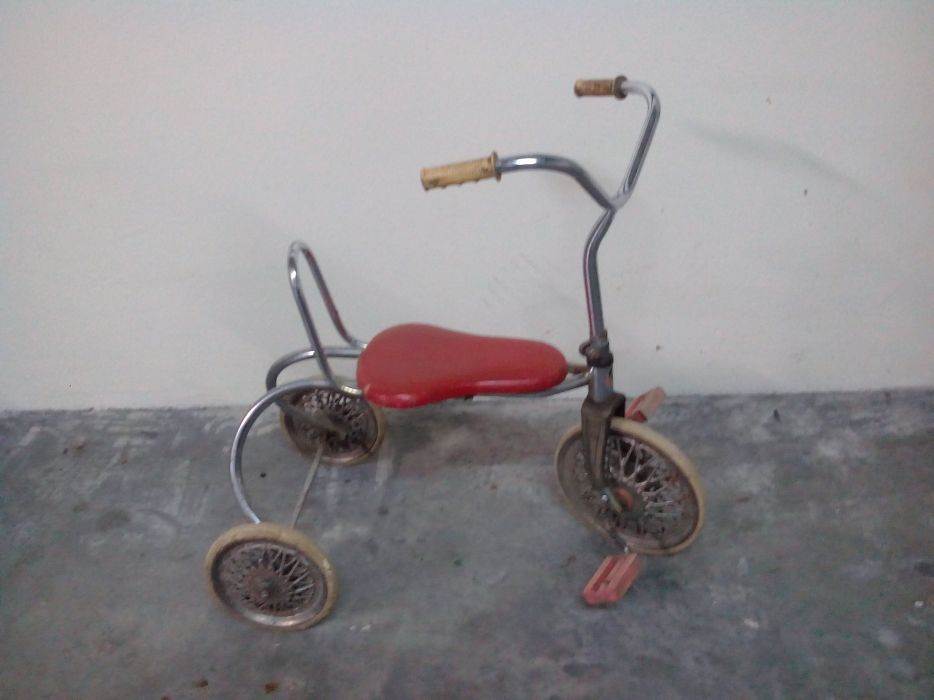 Triciclo sobrinca / bicicleta chopper be be car