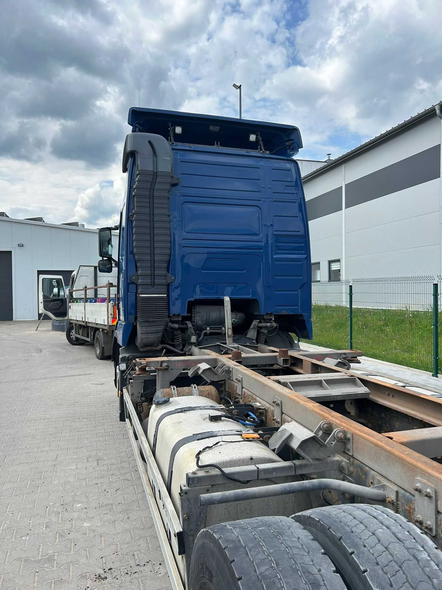 VOLVO FH 16 BDF Uszkodzony