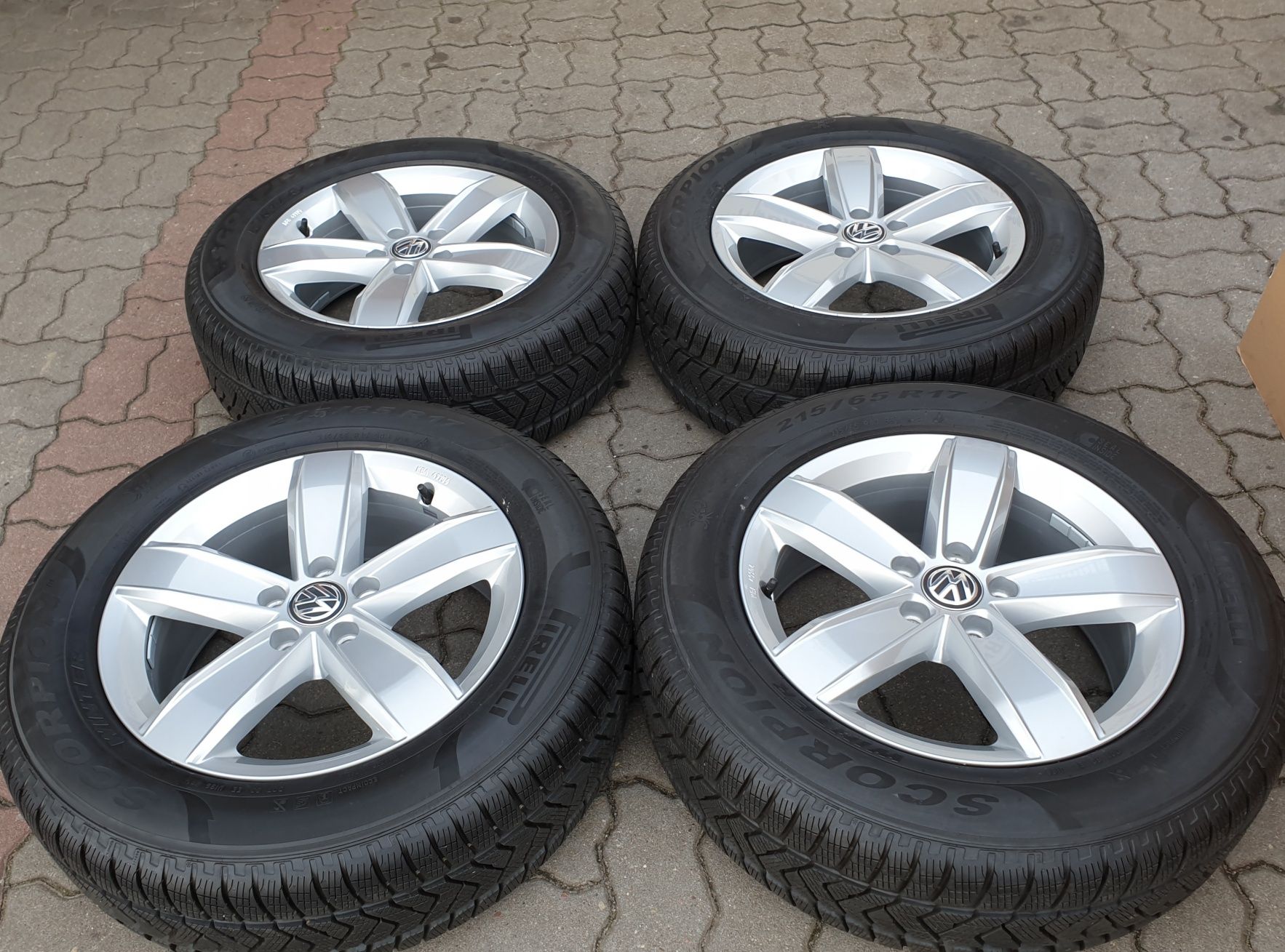 Koła Zimowe Alu 17" VW Tiguan II 2 5NA 5x112 SuperStan Oryginalne