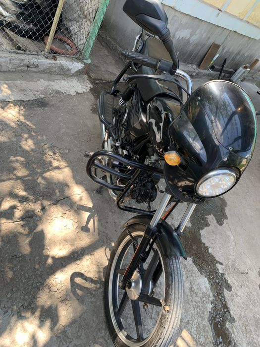 Продам мустанг в отличном состояние