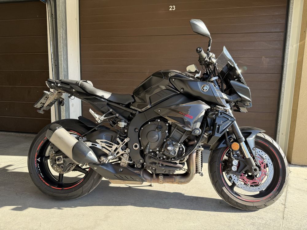 Yamaha MT-10 2016 rok Abs, kontrola trakcji, mapy silnika.