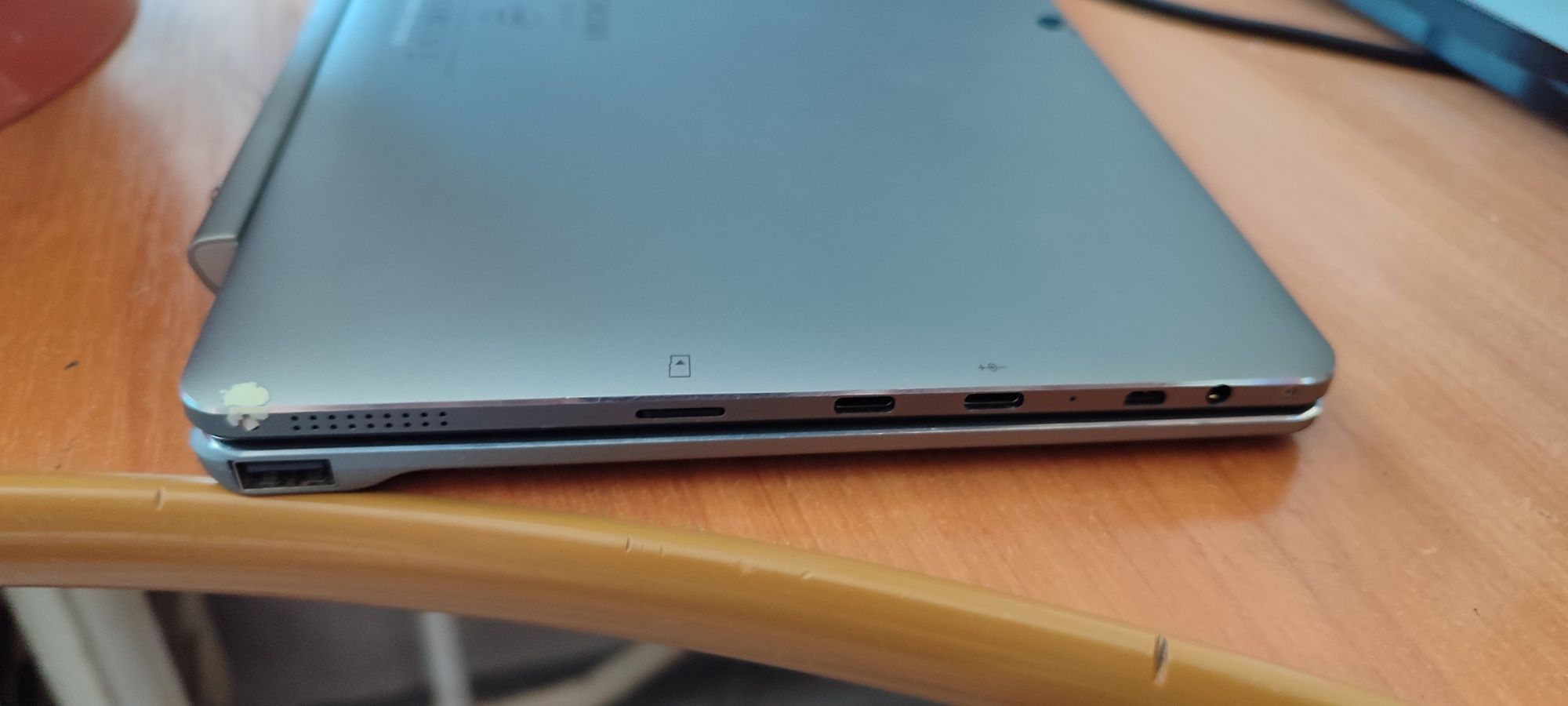 Планшет 2в1 CHUWI Hi10 X New с Клавиатурой (6/128) Windows 11
