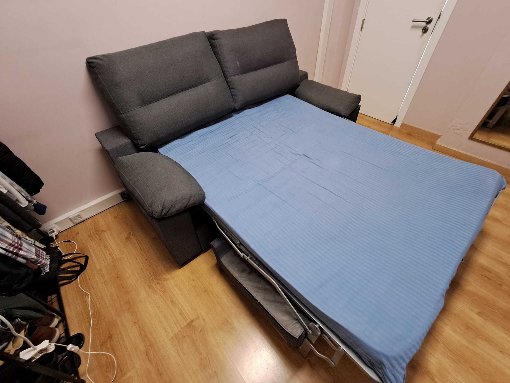 Sofá-cama Nelly 3 lugares - Pouco Usado