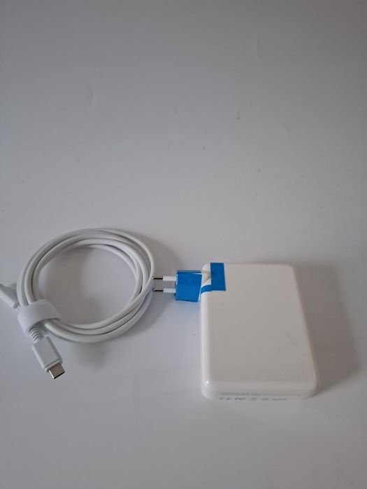 Ladowarka sieciow apple USB c power adapter 20w lub 30w
