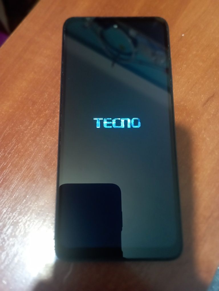 Смартфон Tecno Spark 20C (8/128)