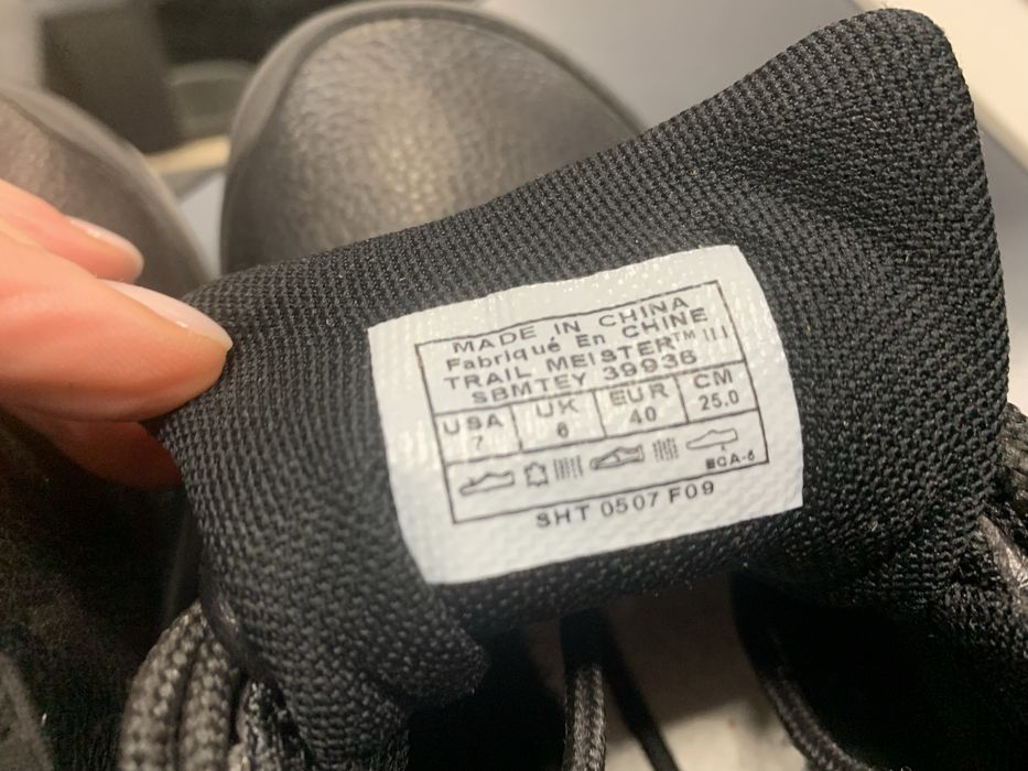 чоловічі кросівки Merrell