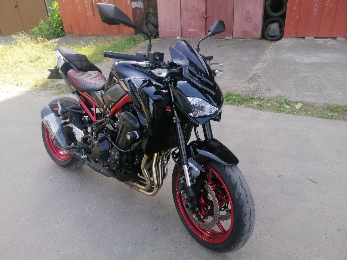 Kawasaki z900   2018 року у відмінному стані