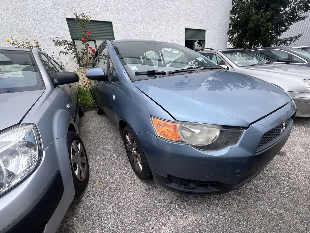 Mitsubishi colt 2012 (peças)