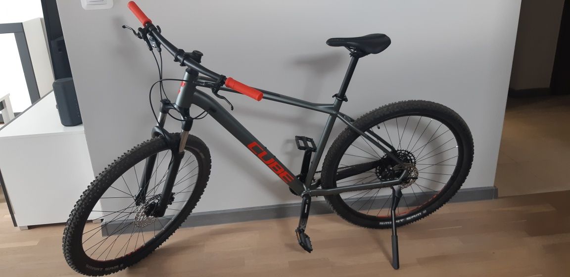 Rower Cube Analog XL 29 cali jak nowy