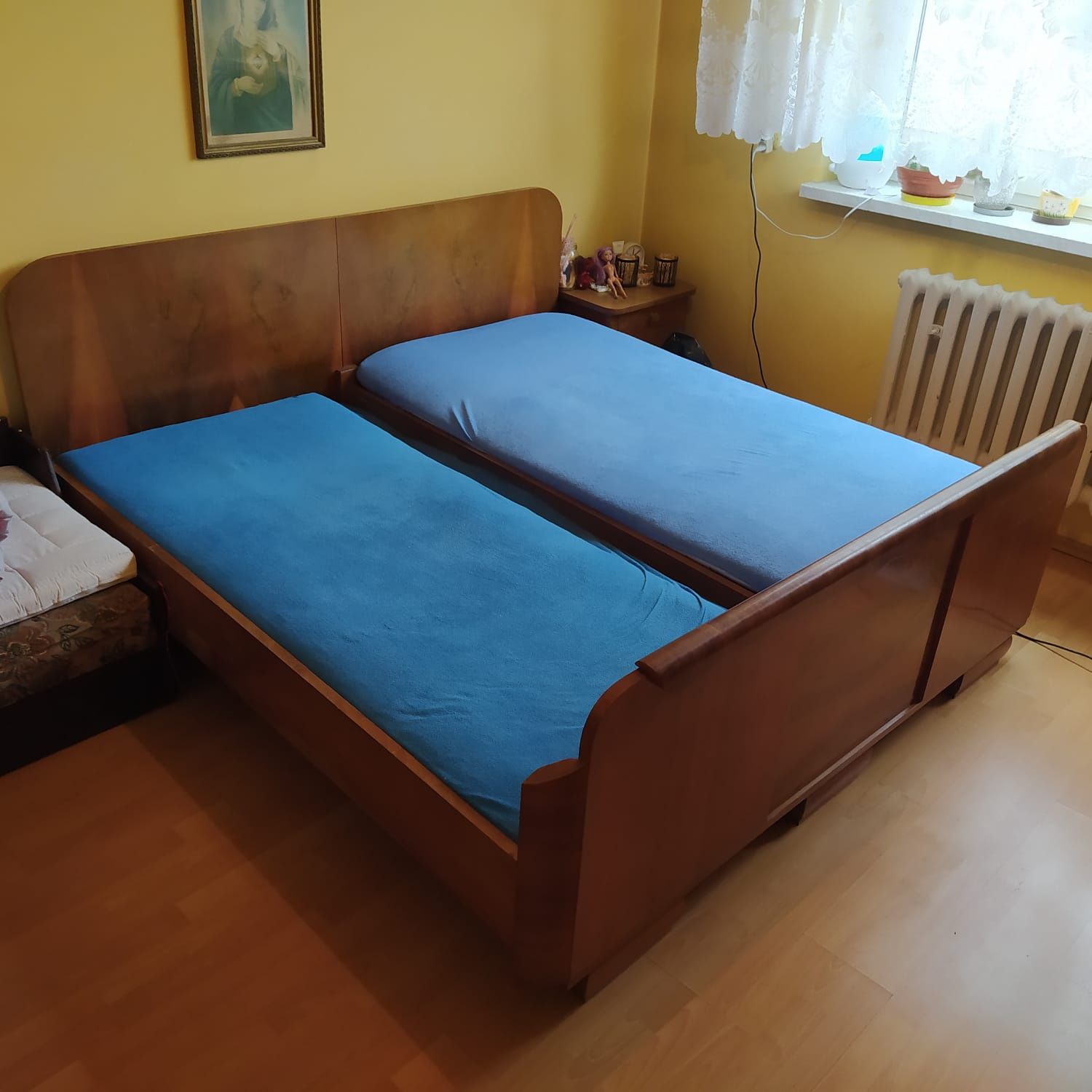 Sprzedam komplet mebli do sypialni z czasów PRL