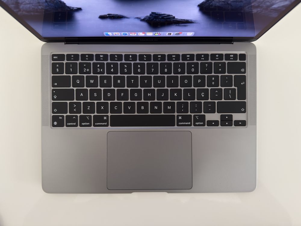 MacBook Air Apple M1 8GB RAM 256GB SSD