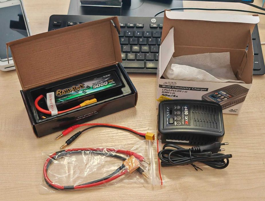 Akumulator LiPo Gens Ace 5000mAh 14.8V + Ładowarka SKY RC e450 - NOWY!