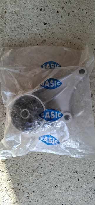 Подушка двигуна Opel Astra H, Zafira B, 2706111 Sasic